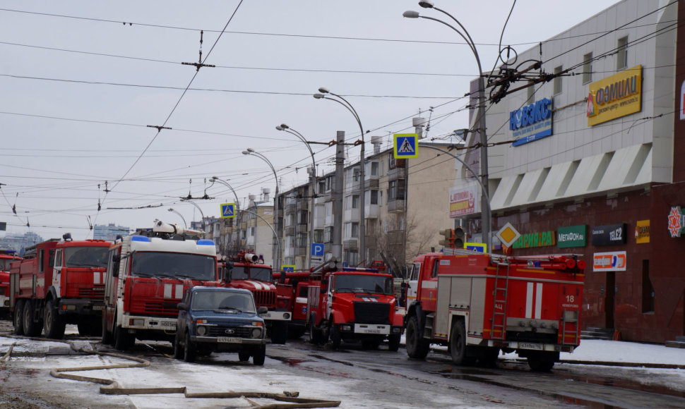 Gaisras prekybos ir pramogų centre „Žiemos vyšnia“ Kemerove