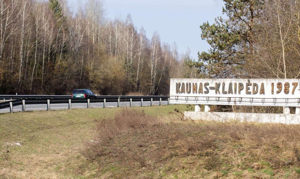 Kelių tvarkymas ir remontas