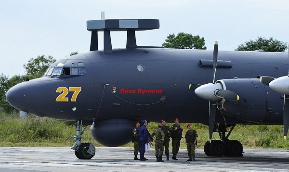 Rusijos bombonešis Il-38N
