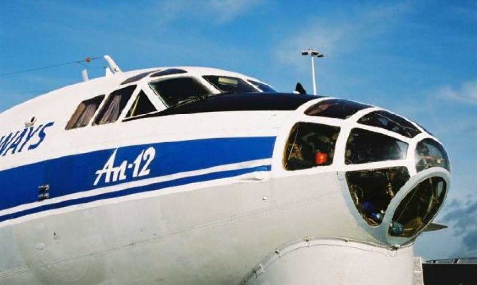 Lėktuvas An-12