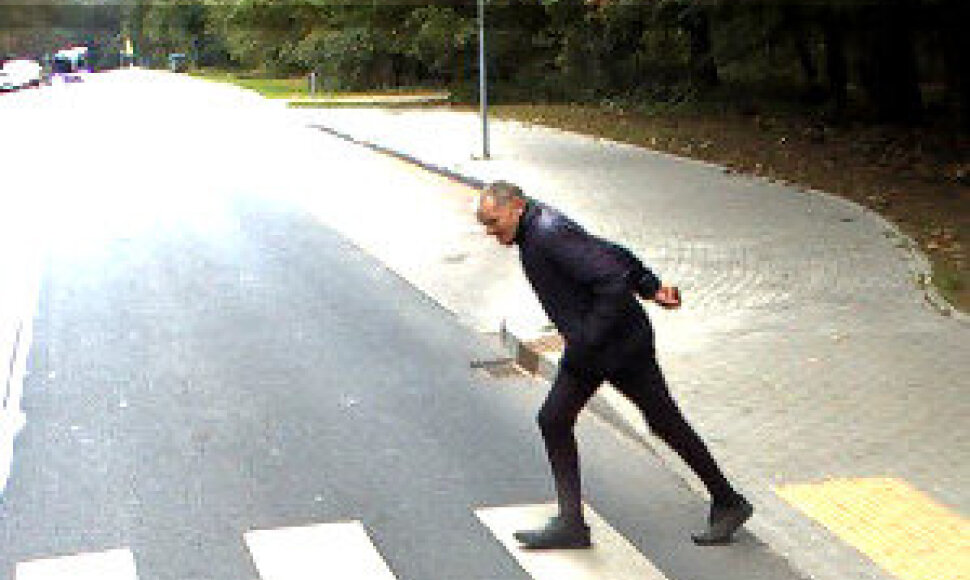 Kauno policijos ie&scaron;komas eismo įvykį sukėlęs vyras