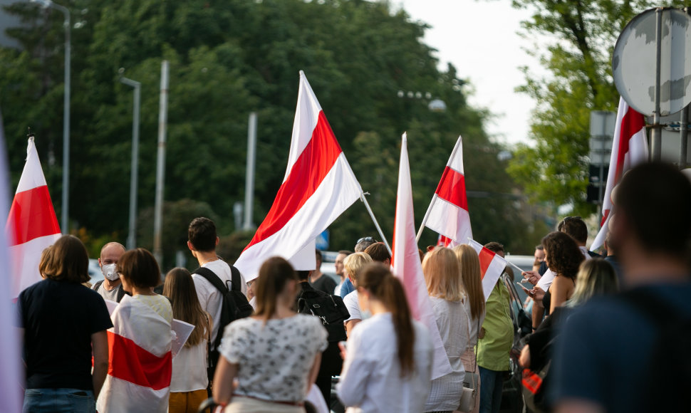 Minia žmonių reiškė palaikymą Baltarusijos žmonėms