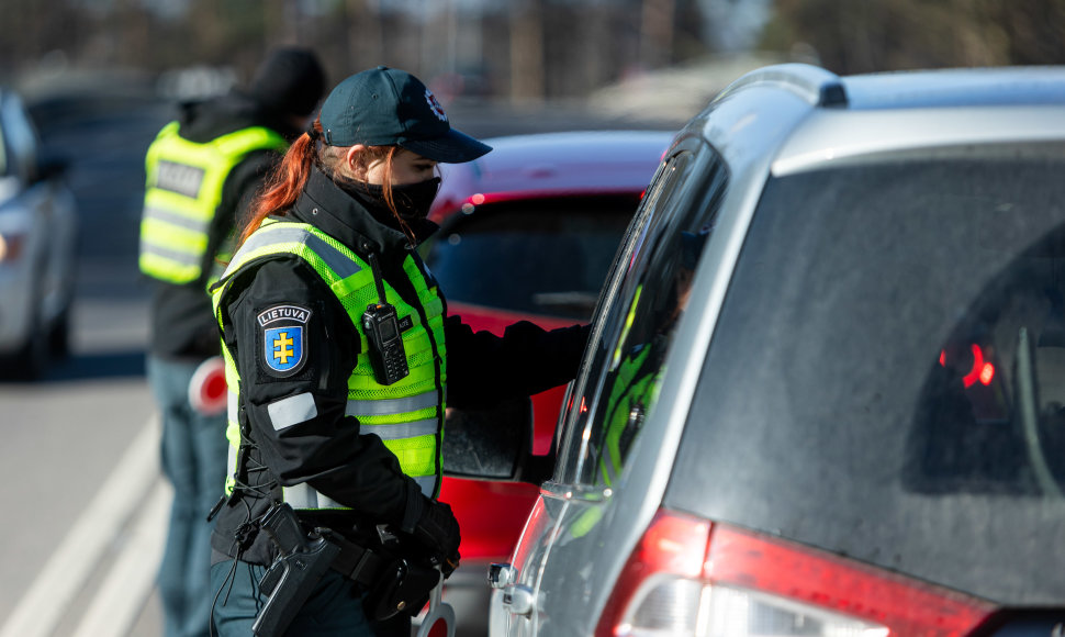 Rytinis kelių policijos reidas Eišiškių plente