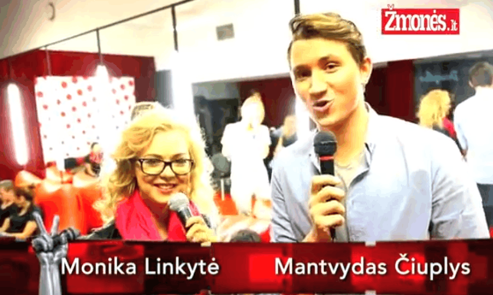 Monika Linkytė išmėgino jėgas „Lietuvos balso“ reporterės kėdėje