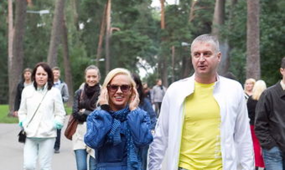 Ingrida Martinkėnaitė su vyru Andrejumi Velijevu
