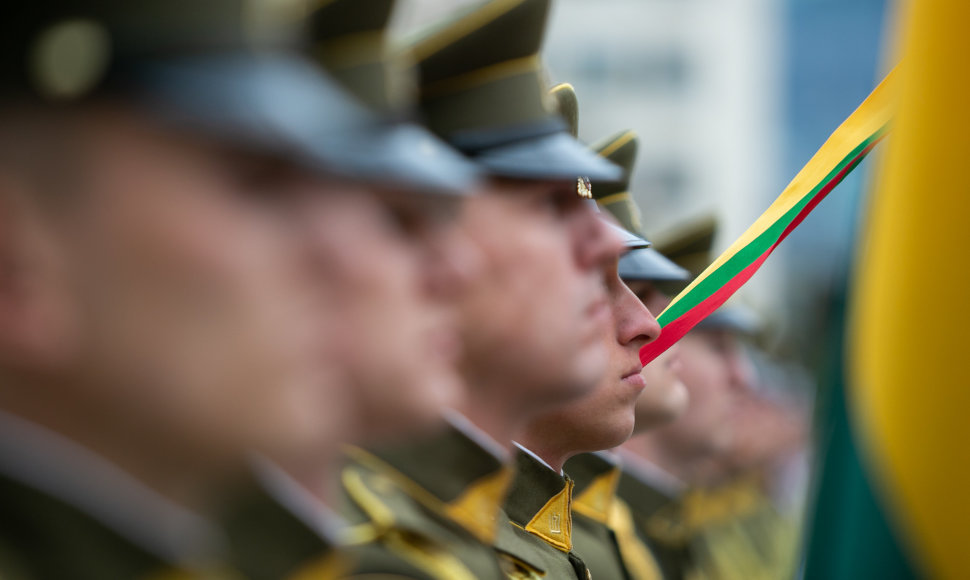 Valstybės vėliavos iškėlimo ceremonija