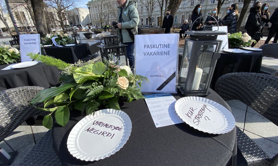 Protesto akcija „Paskutinė verslo vakarienė“