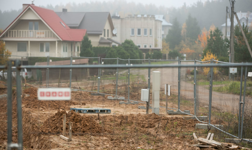 Sandėlių statybų darbai Šalnų gatvėje Avižieniuose