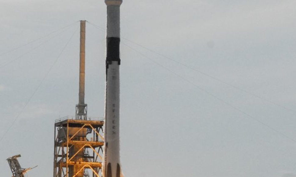 „Falcon 9“ raketos paleidimas