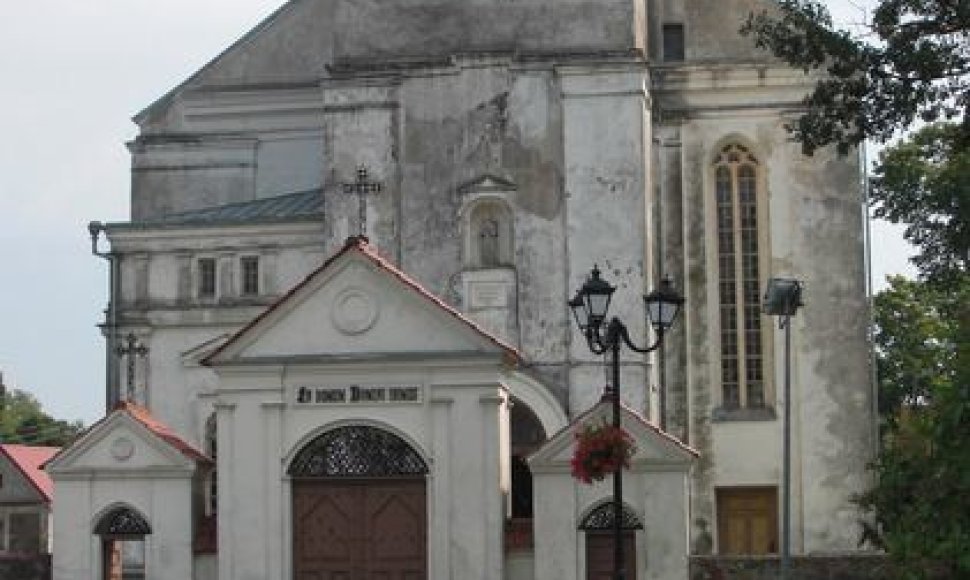 Veliuonos bažnyčia statyta Vytauto