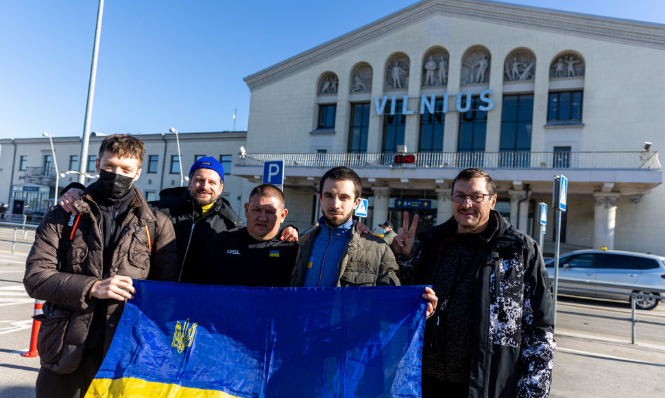 Į Vilnių atvyko Ukrainos badmintonininkai