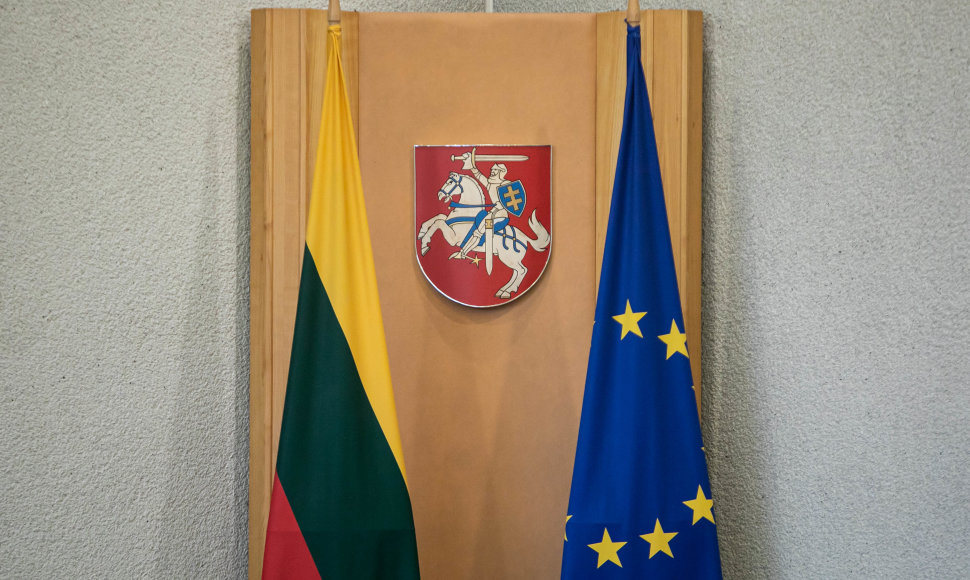 Lietuvos ir Europos sąjungos vėliavos