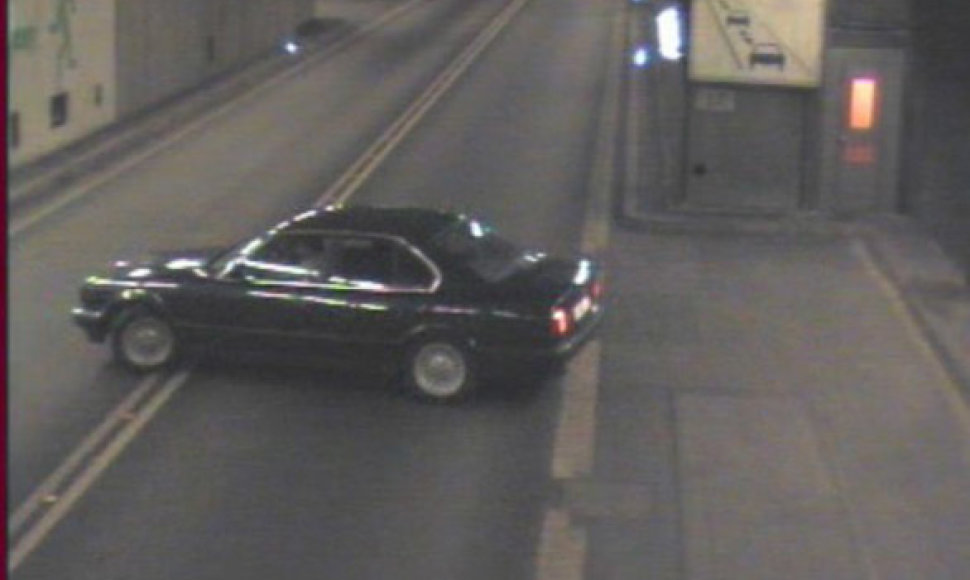 Stebėjimų kamerų užfiksuotas pažeidimas Gotardo tunelyje