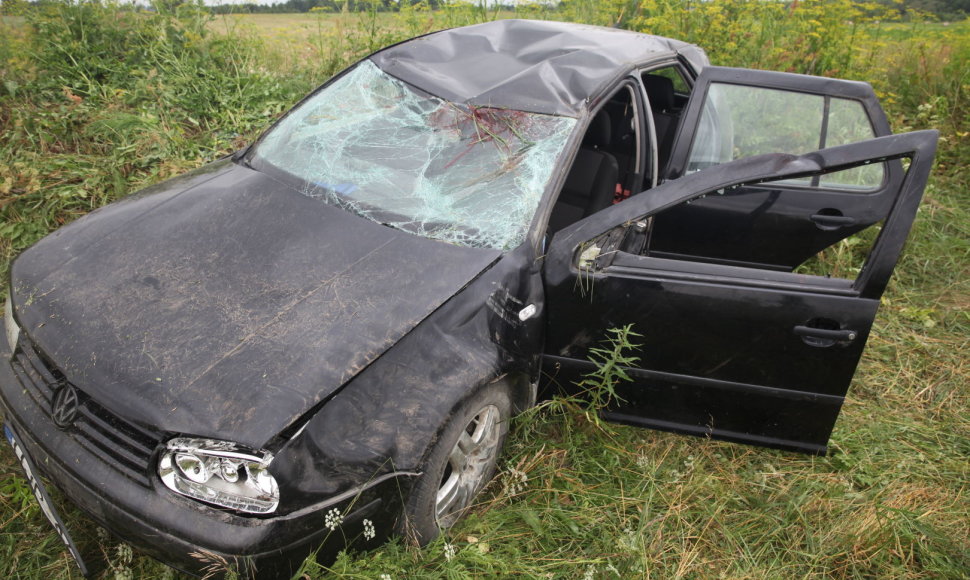 „Volkswagen Golf“ avarija Klaipėdos rajone, šalia Šniaukštų
