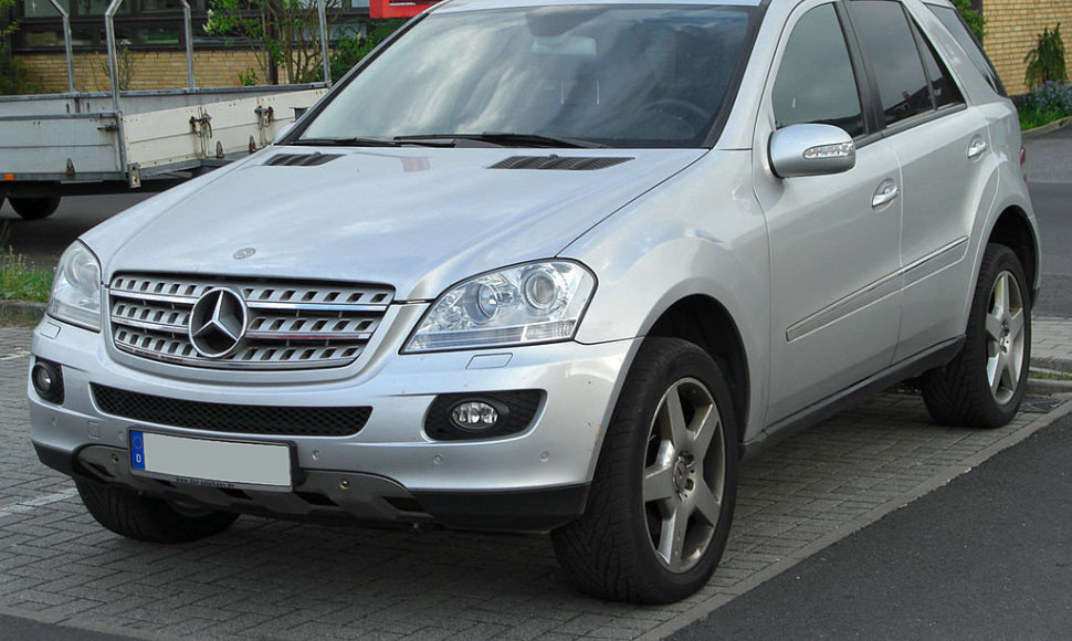 Mercedes-Benz ML (W164) 