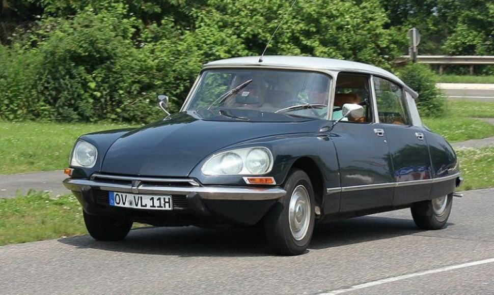 Citroën DS – vienas gražiausių ir technologiškai pažangiausių visų laikų automobilių. (Lothar Spurzem, Wikimedia(CC BY-SA 2.0 de)