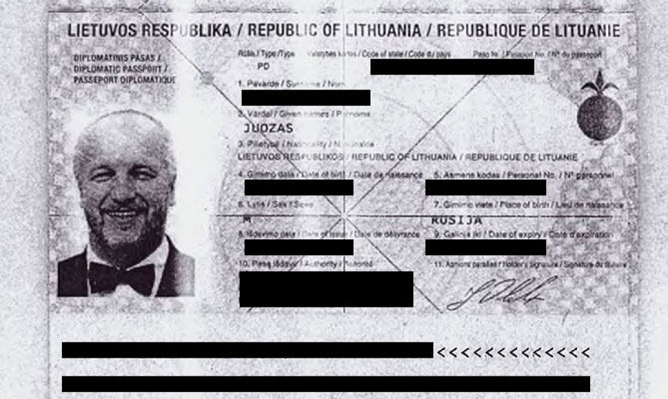 Propogandininkų publikuotos pasų kopijos, priklausančios oficialiai KAM delegacijai