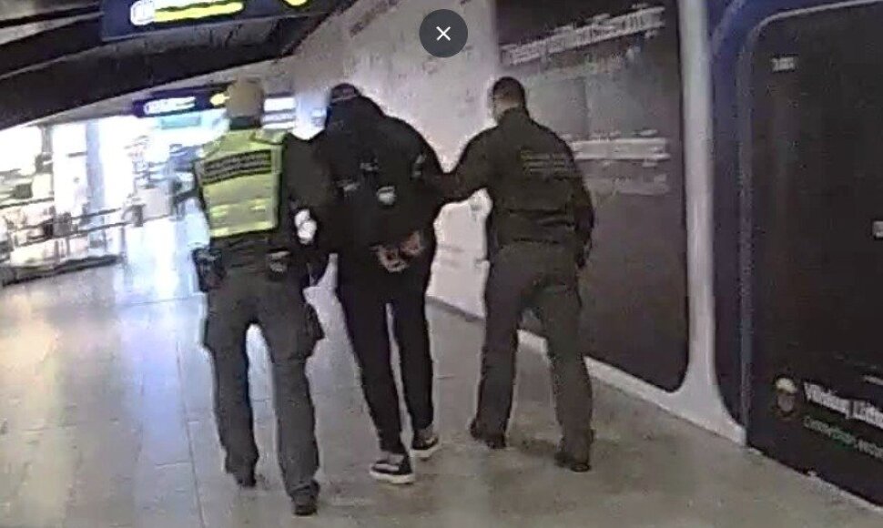 Sulaikymas oro uoste