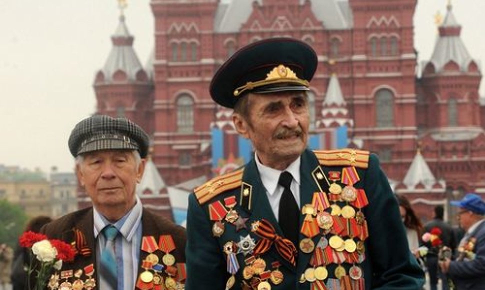 Antrojo pasaulinio karo veteranai Maskvos Raudonojoje aikštėje
