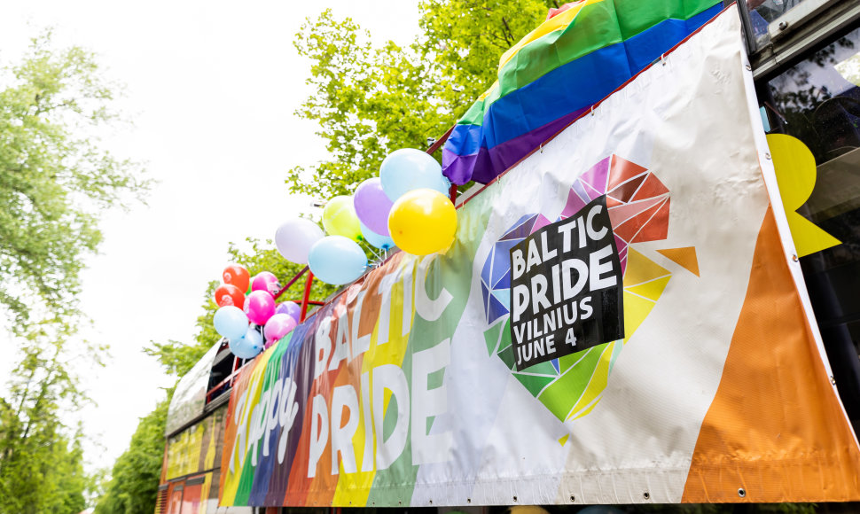 „Baltic Pride“ Vaivorykštės autobusas