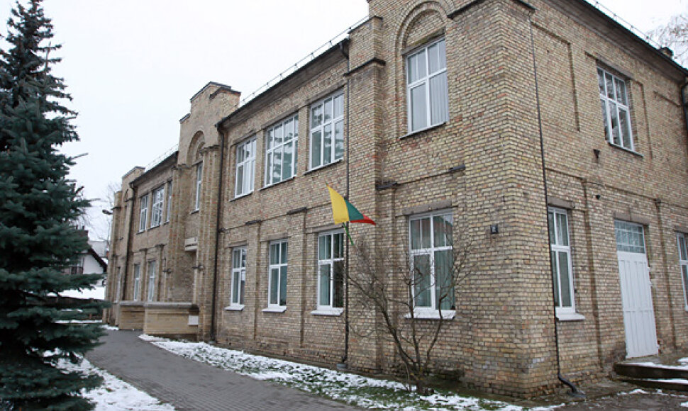 Panevėžio valdybos pareigūnai atlieka ikiteisminį tyrimą dėl nusikalstamų veikų valstybės tarnybai, nuosavybei ir finansams. 