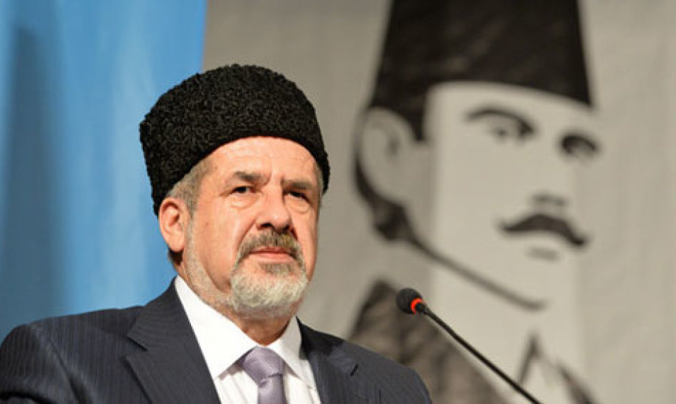 Крымские татары «изучили конституцию РФ» и хотят создать автономию