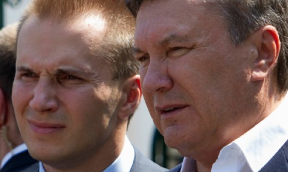 Въезд в Латвию запрещен сыновьям Януковича и бывшему генпрокурору