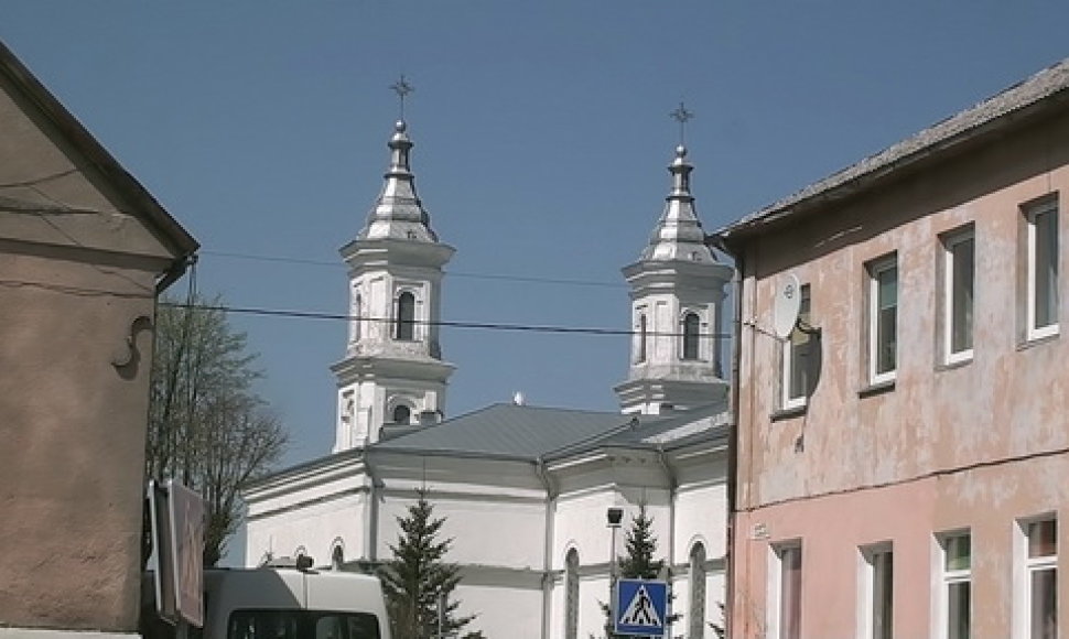 Žvilgsnis į Kalvarijos bažnyčią