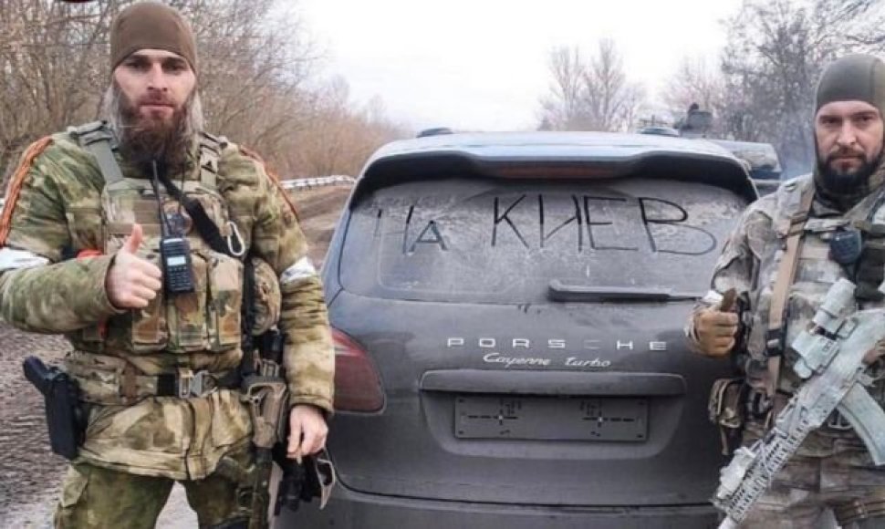 Ukrainiečiai praneša likvidavę R.Kadyrovo būrius, siekusius nužudyti V.Zelenskį