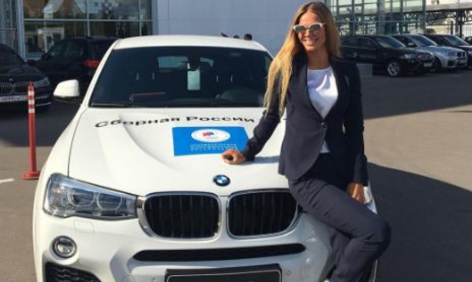 J.Jefimova pardavė olimpinį BMW