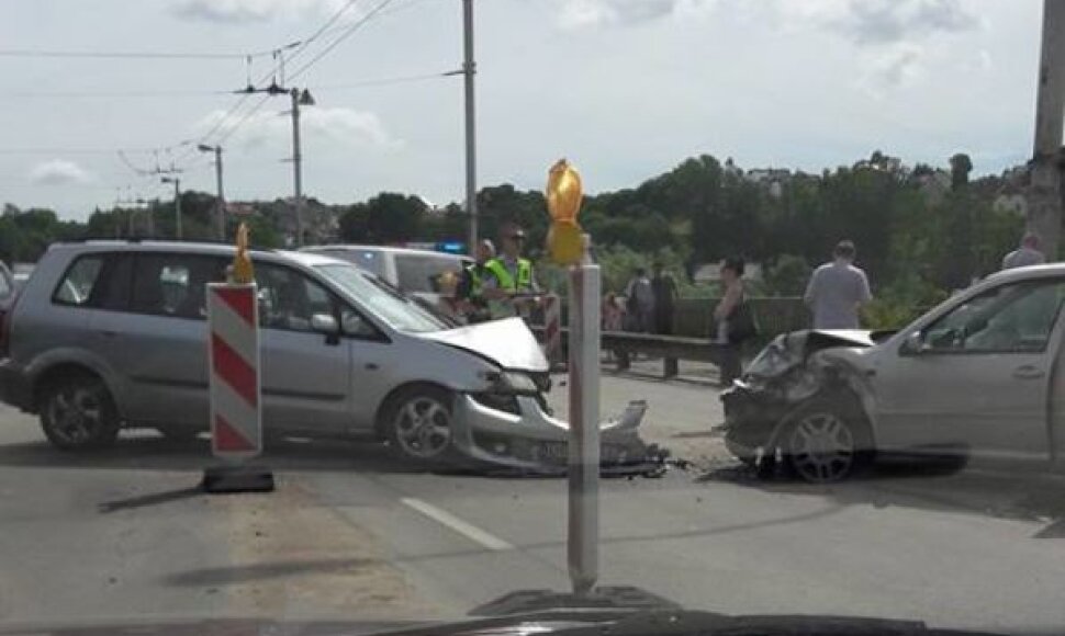 Avarija prie Varnių tilto Kaune