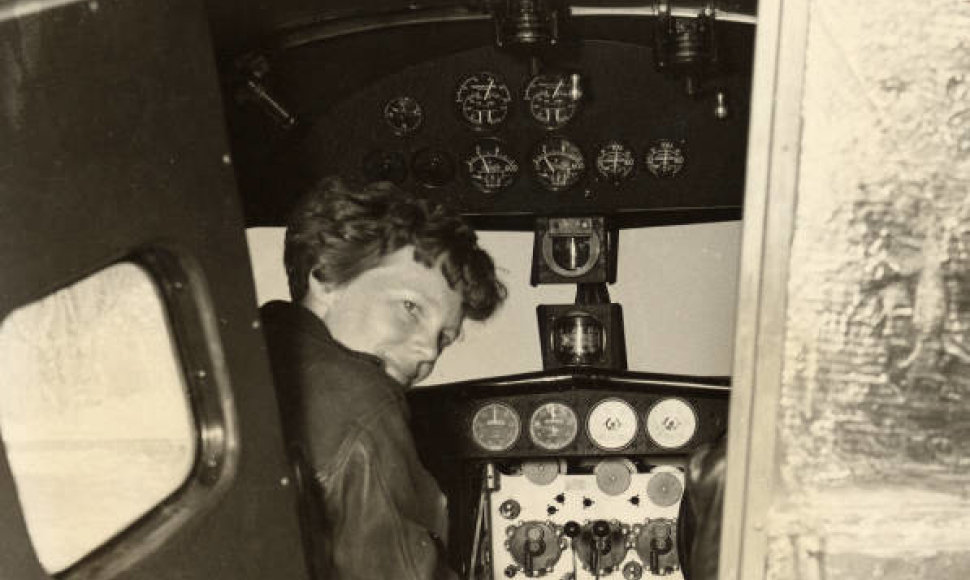 Amelia Mary Earhart, 1936 m.