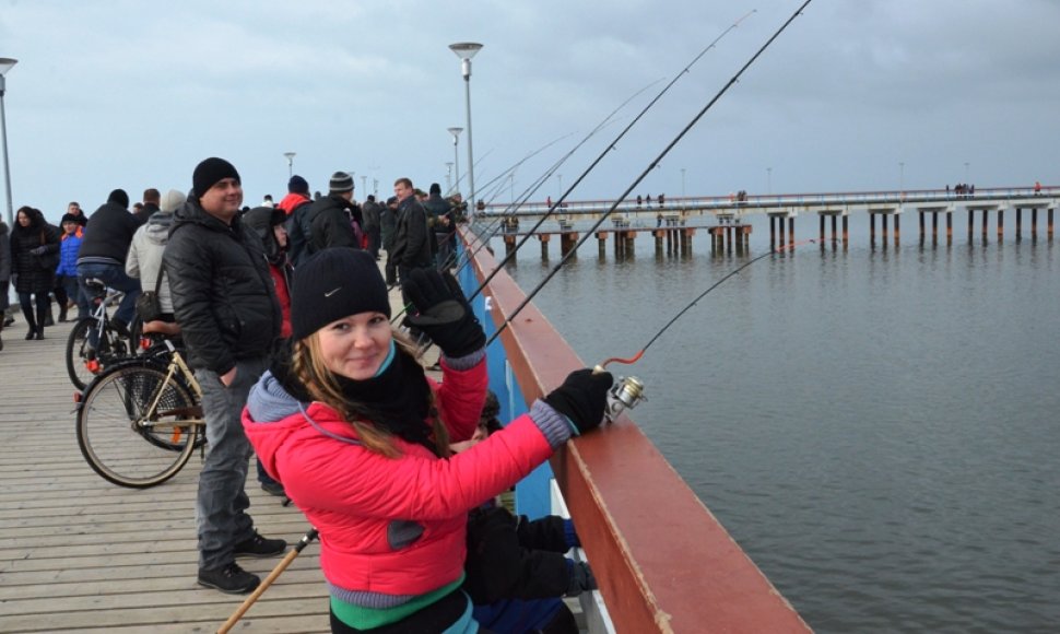 Žvejai mėgėjai vasario 14 d. kviečiami ant Palangos tilto ir kartu pasivaržyti dėl didesnio laimikio. 
