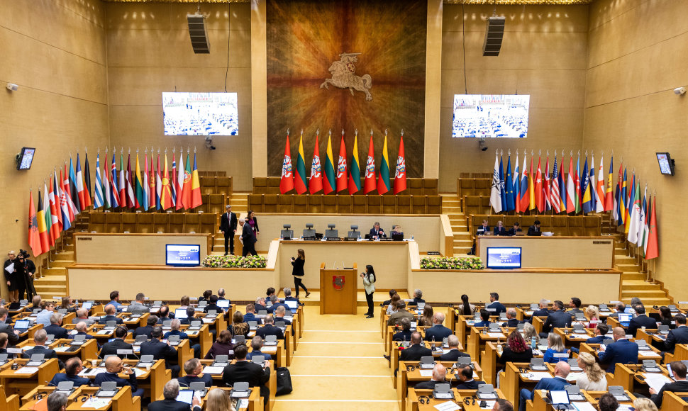 NATO PA pavasario sesijos plenarinis posėdis