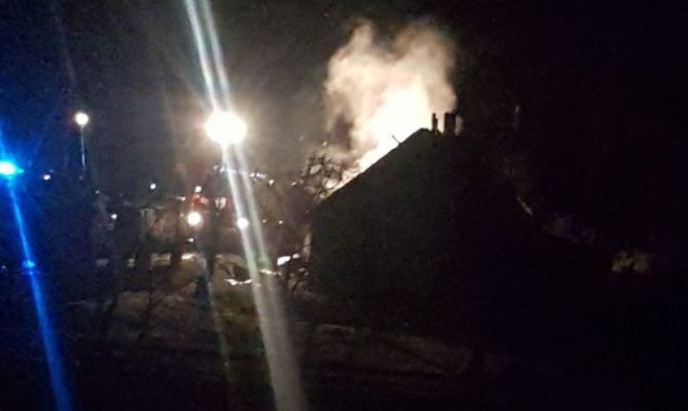 Per gaisrą Radviliškio rajone žuvo žmogus