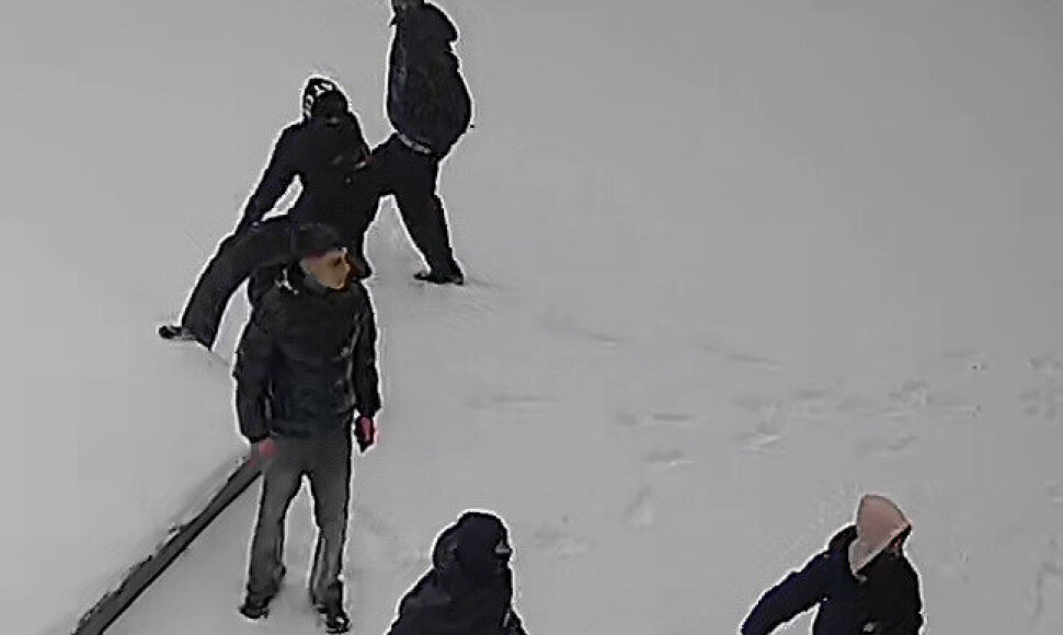 Policijos ie&scaron;komi asmenys