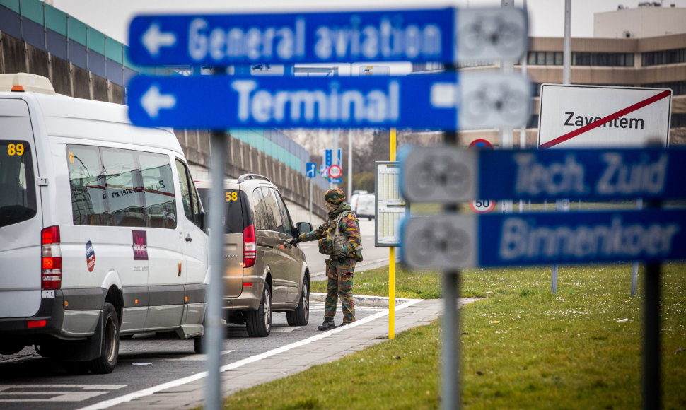 Įvažiavimas į Briuselio Zavantem oro uostą, kur buvo įvykdytos atakos