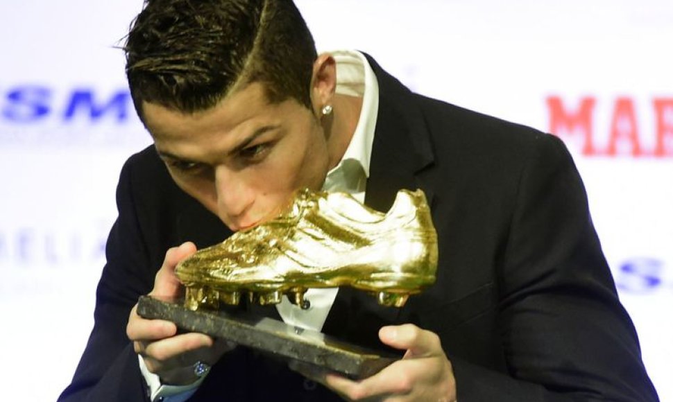 Cristiano Ronaldo įteiktas „Auksinio batelio“ prizas