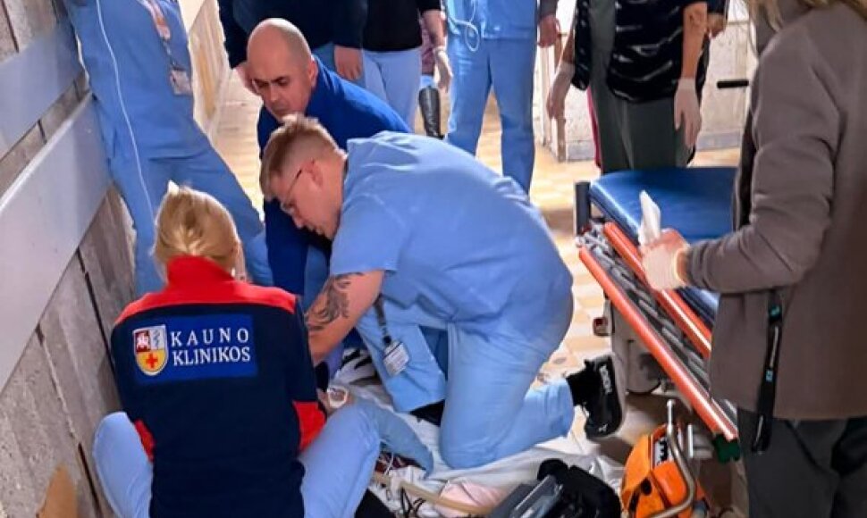 Kauno klinikų tuneliuose rastas susmukęs žmogus