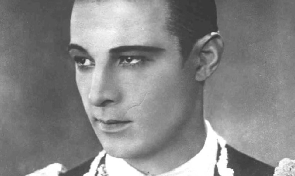 Rudolphas Valentino, XX a. trečiojo dešimtmečio sekso simbolis
