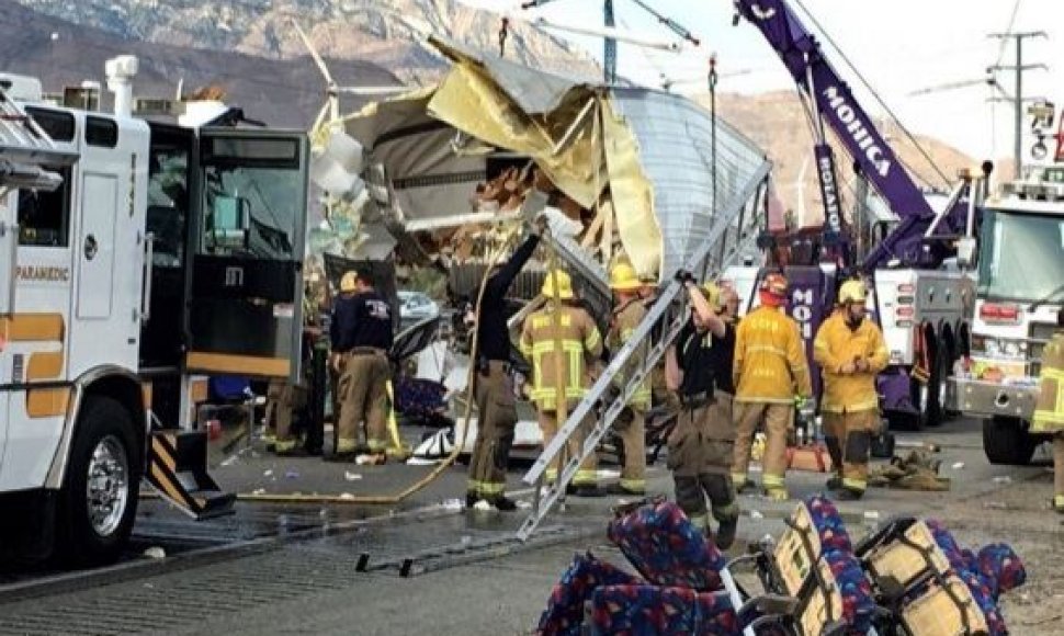 Autobuso avariją Kalifornijoje