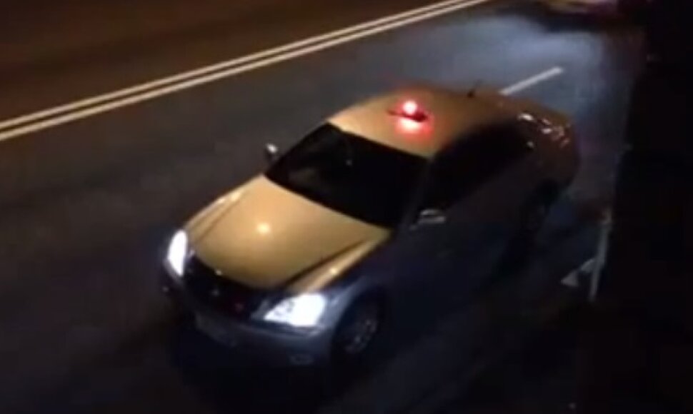Japonijos policijos „Toyota Crown“