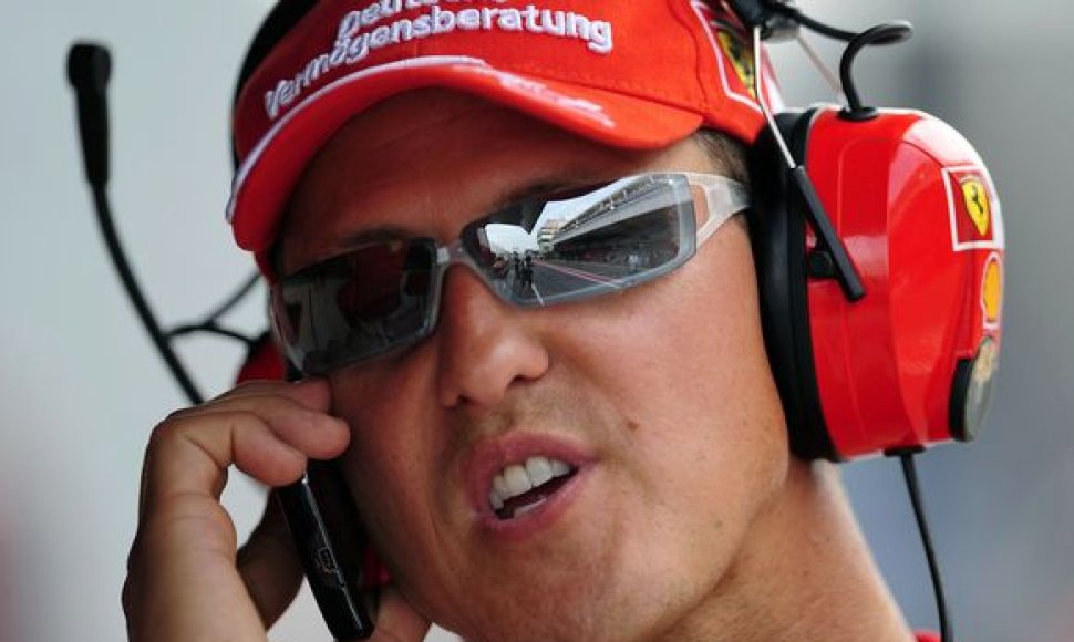 Michaelis Schumacheris stebėjo lenktynes.