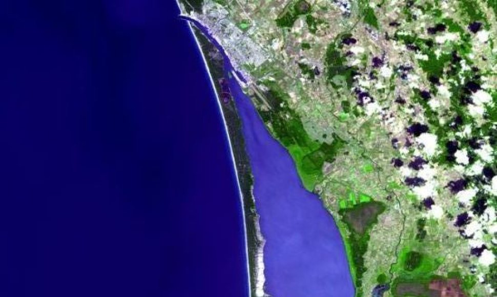 NASA užfiksuota Kuršių Nerijos ir Kuršių marių nuotrauka