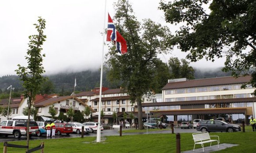 Utojos saloje norvegas šaudė į žmones
