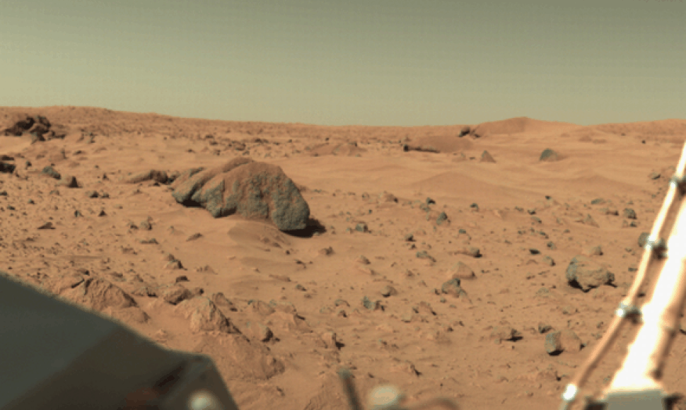 „Viking-1“ kamera užfiksuotas Marso paviršiaus vaizdas