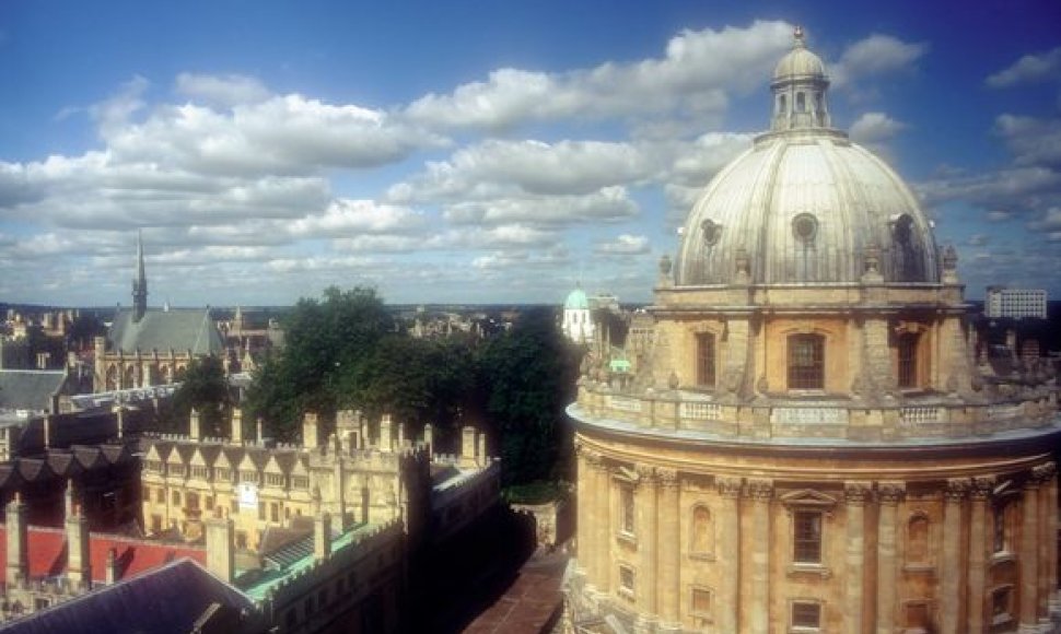 Oksfordo universitetas, kuris didžiuojasi savo 800 metų paveldu, yra seniausias, bet, toli gražu, ne pats turtingiausias pasaulio universitetas.