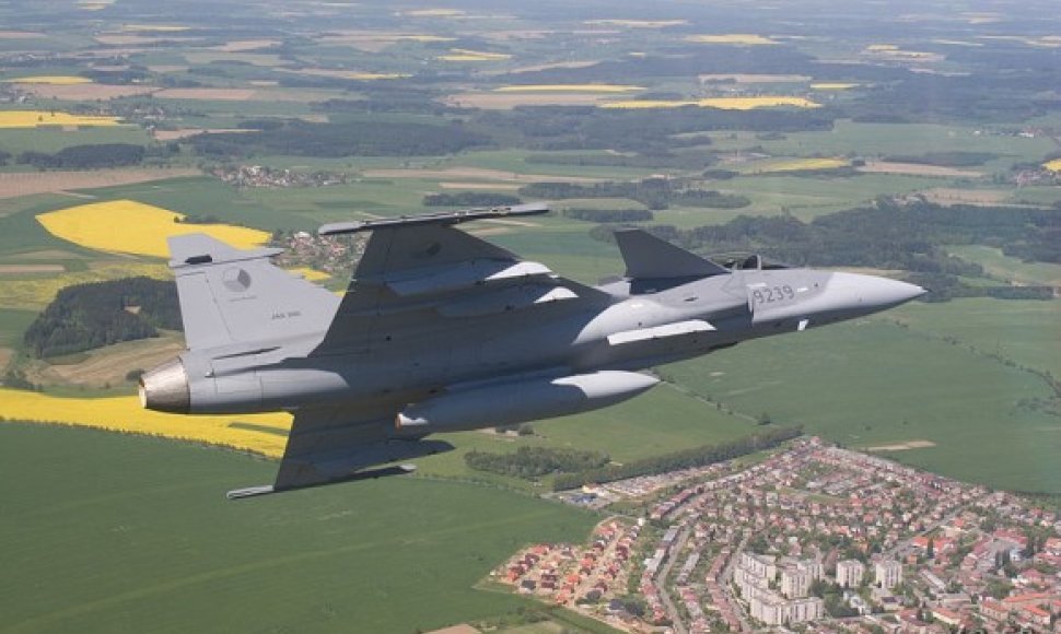 Čekijos karinių oro pajėgų naikintuvas „Saab JAS-39 Gripen“