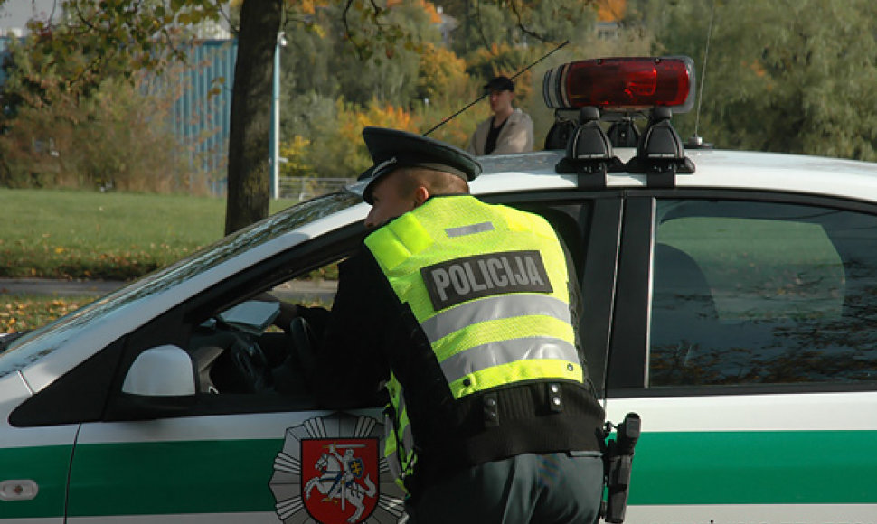 Policija