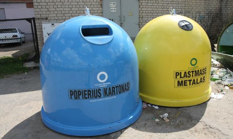  Atliekų rūšiavimo konteineriai